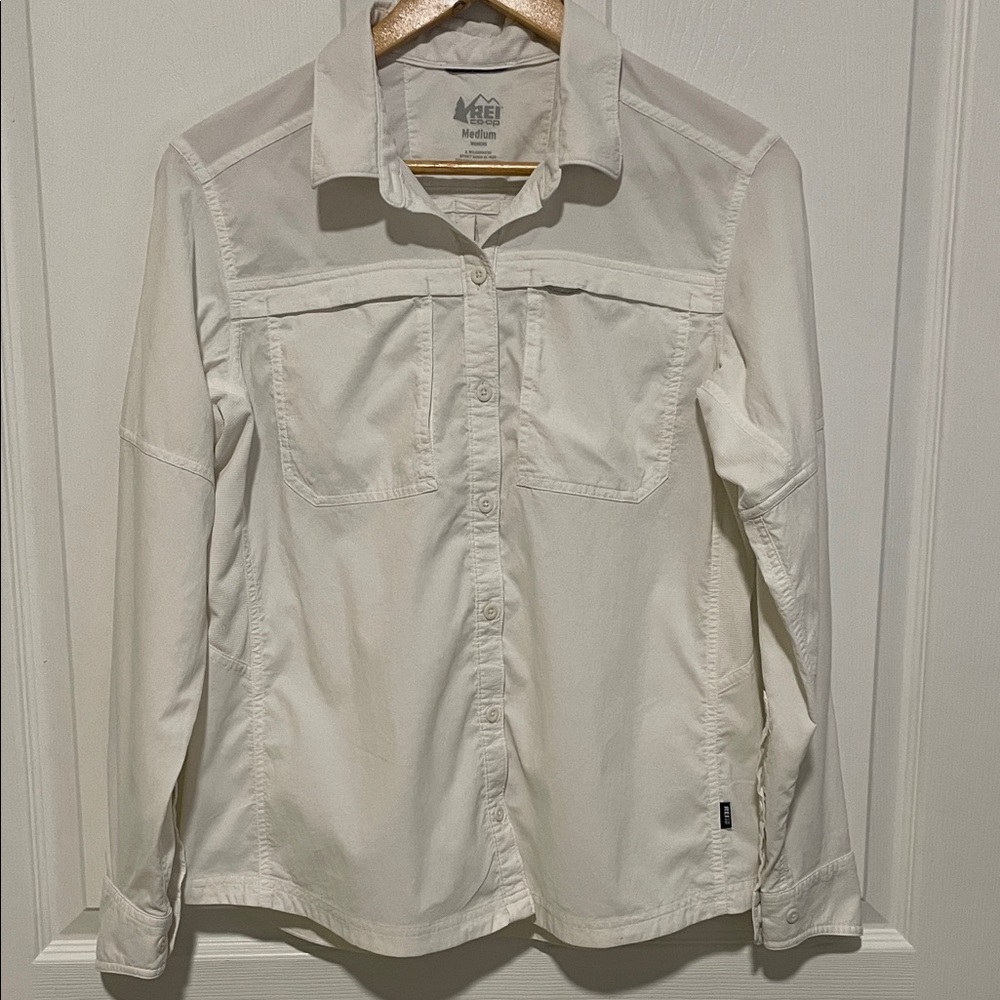 REI Women’s White Sahara Button-Up Shirt
